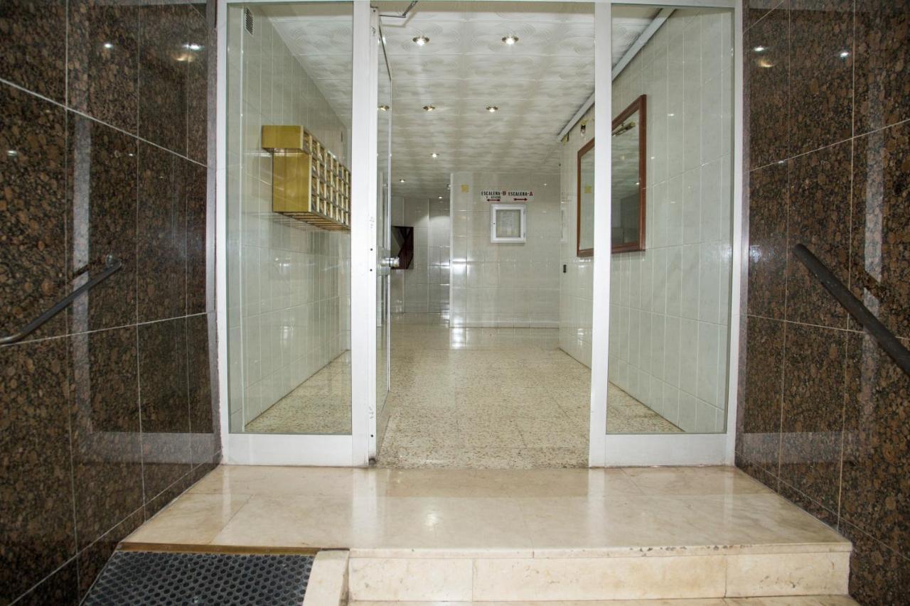 Apartamento Reus 1 - Parking Gratuito Exterior photo